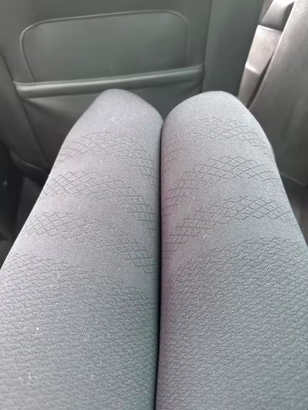 Laura, 32